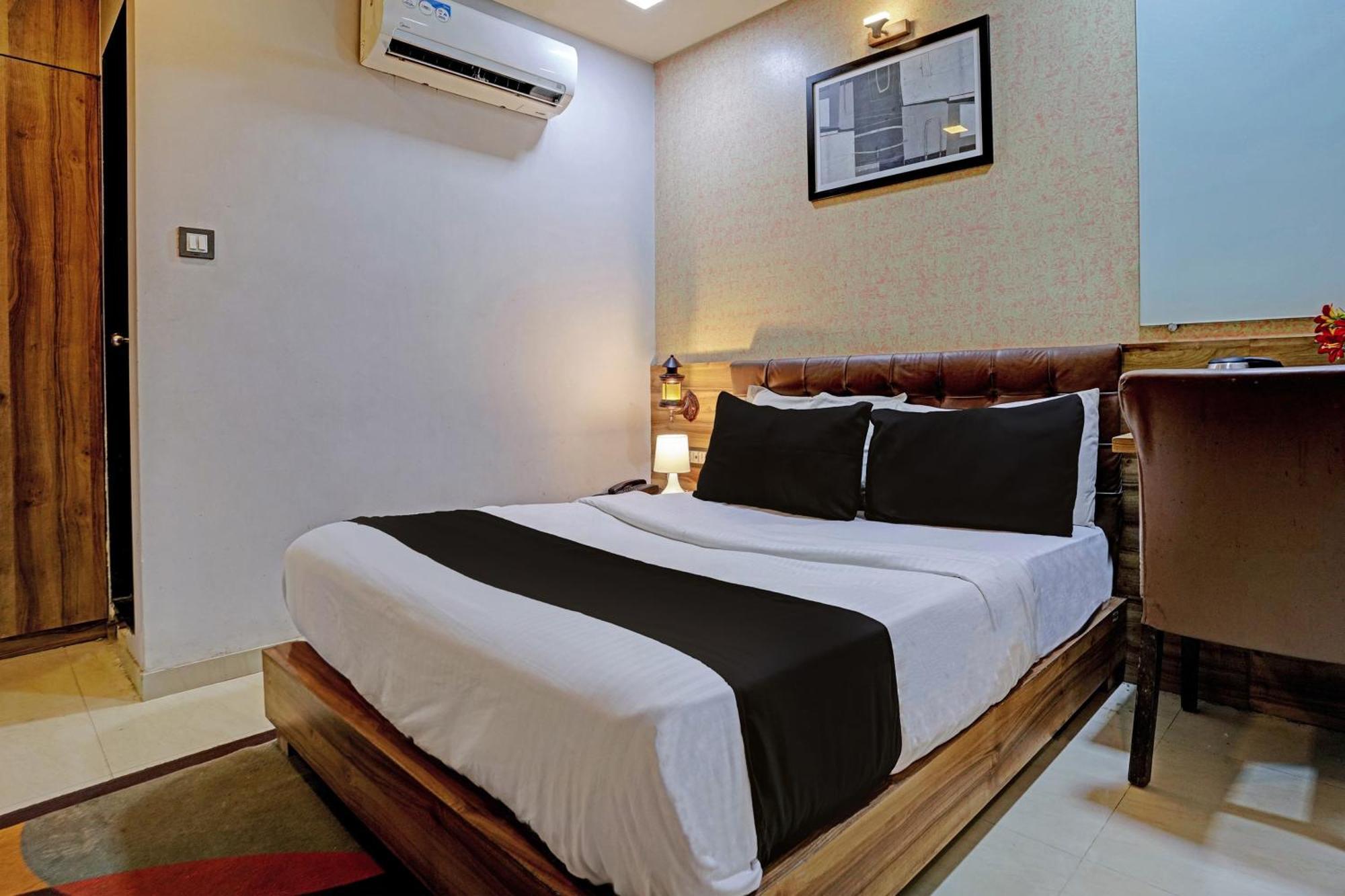 Hotel O Blue Inn Residence Near R City Mall Bombaj Zewnętrze zdjęcie