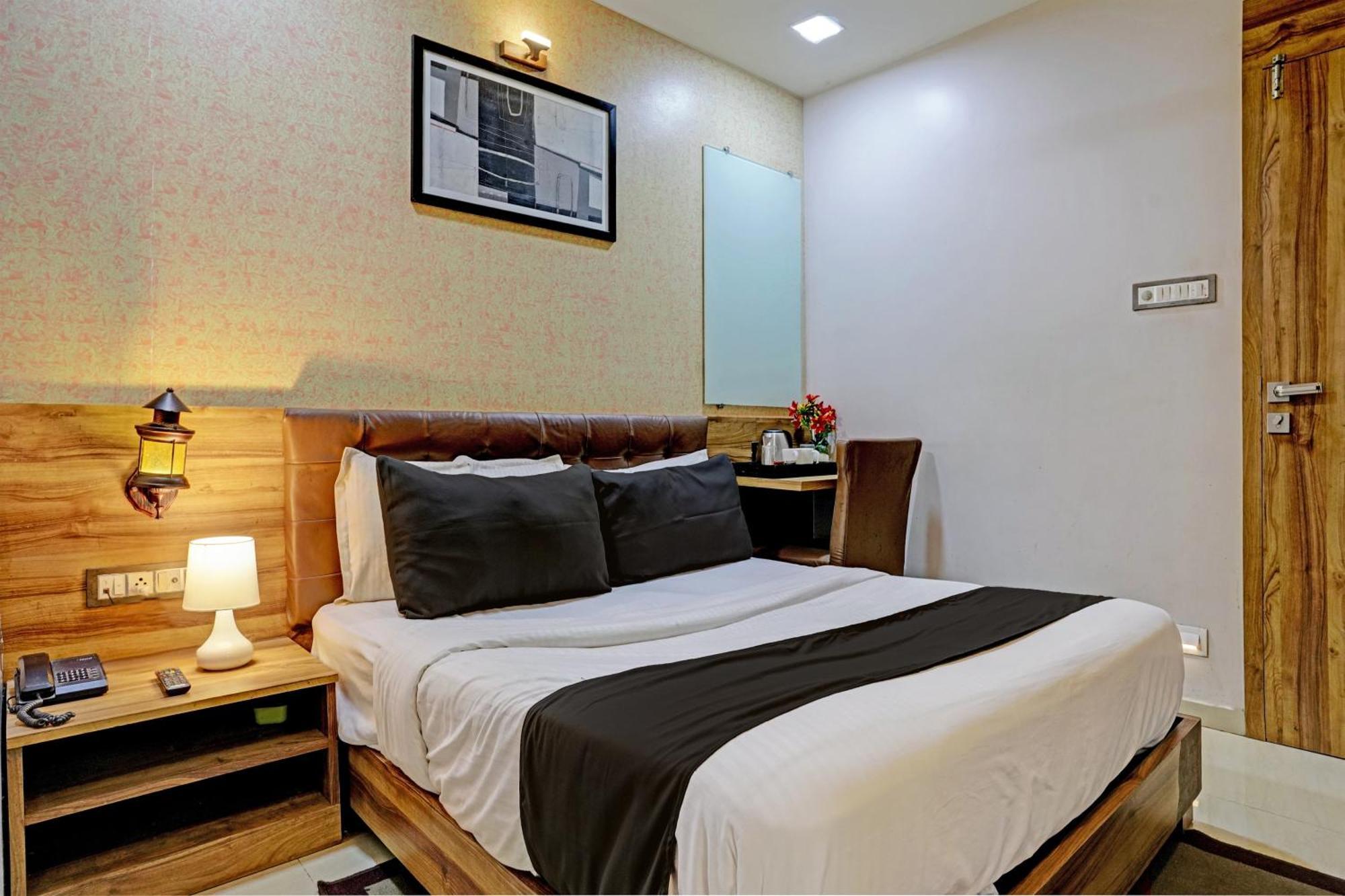 Hotel O Blue Inn Residence Near R City Mall Bombaj Zewnętrze zdjęcie
