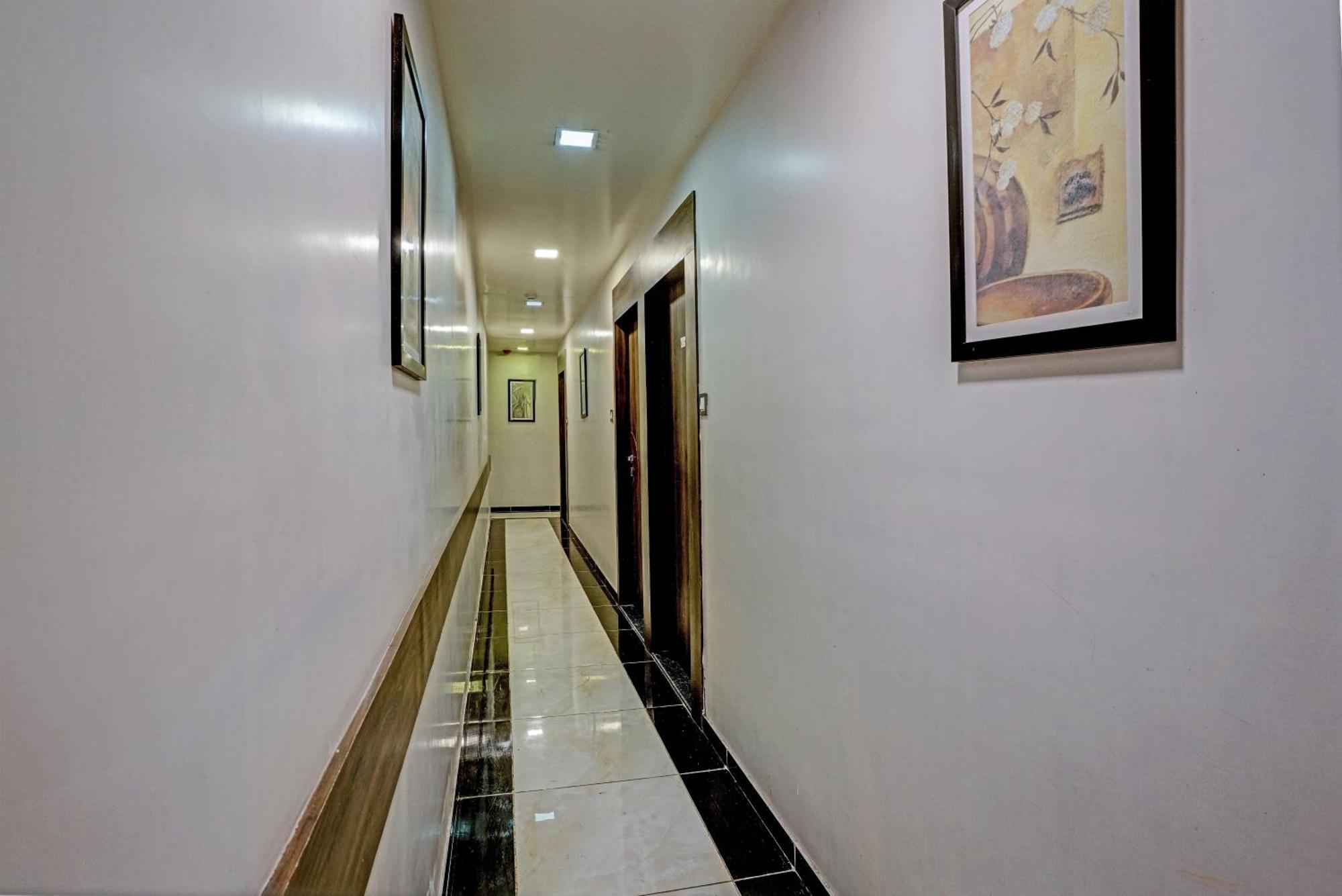 Hotel O Blue Inn Residence Near R City Mall Bombaj Zewnętrze zdjęcie