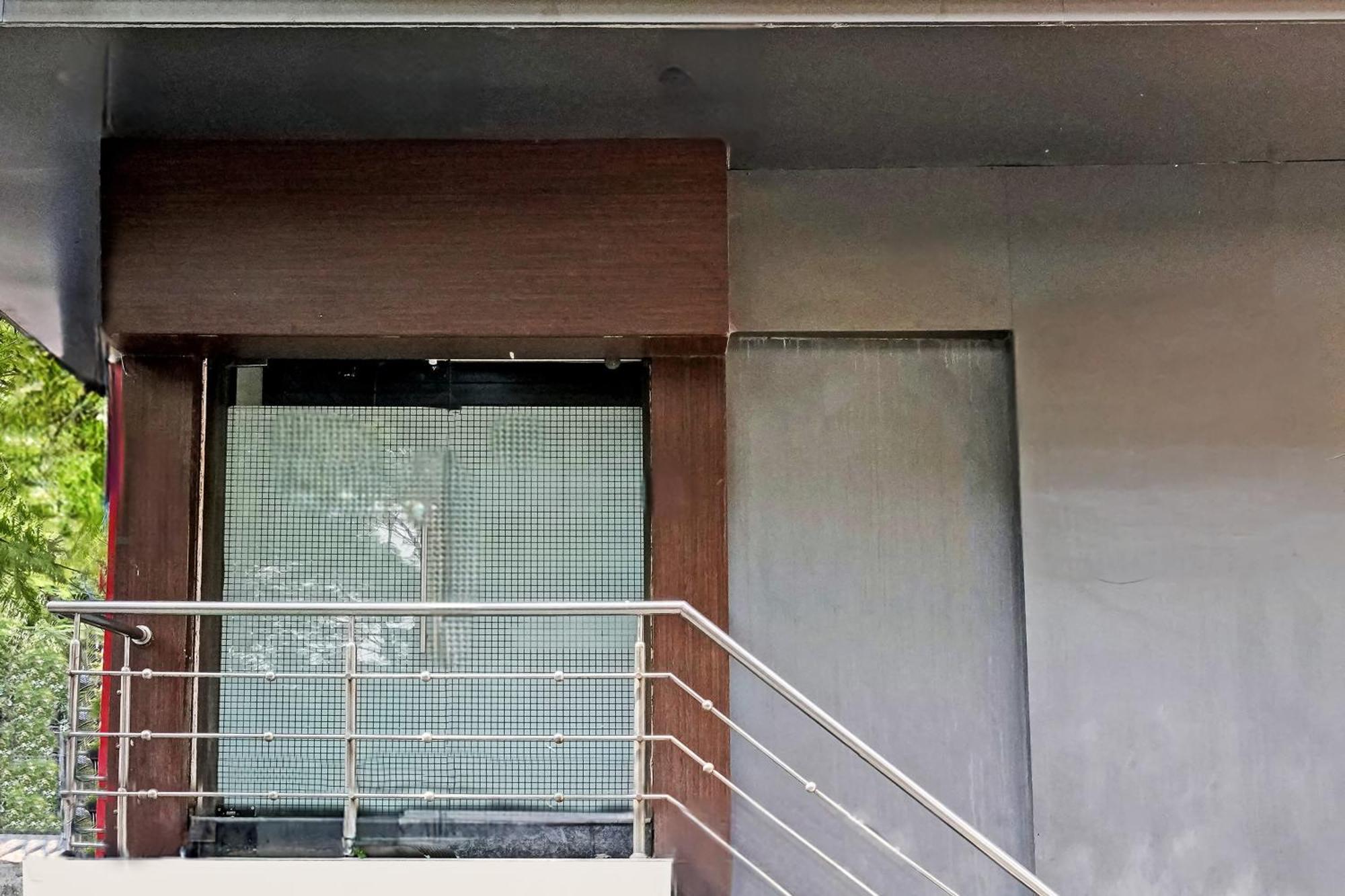 Hotel O Blue Inn Residence Near R City Mall Bombaj Zewnętrze zdjęcie